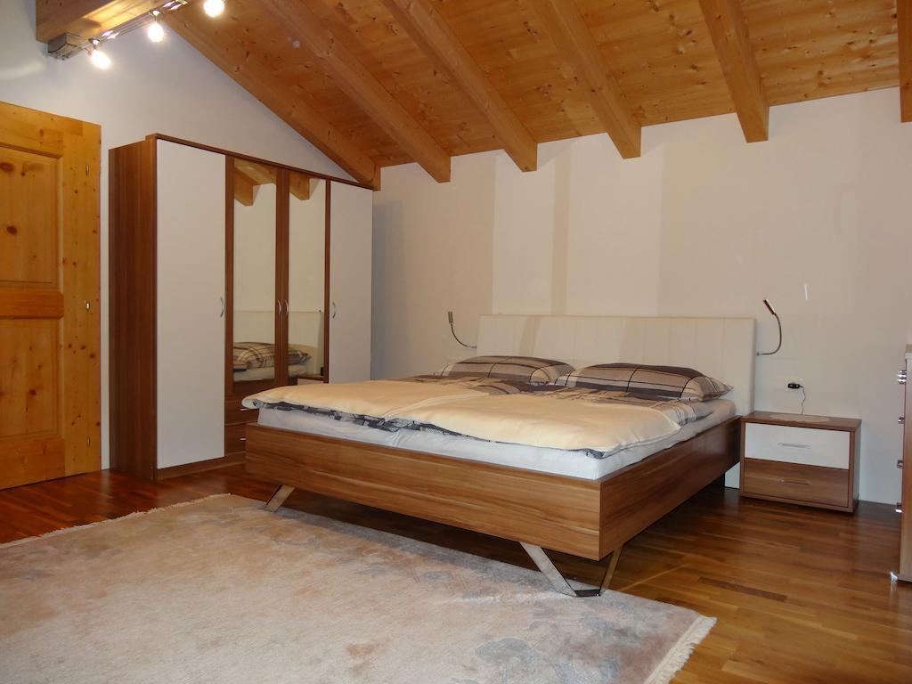 Ferienwohnung Irmgard Steinberg am Rofan Стая снимка