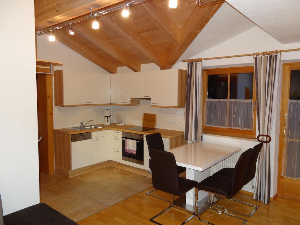 Ferienwohnung Irmgard Steinberg am Rofan Стая снимка